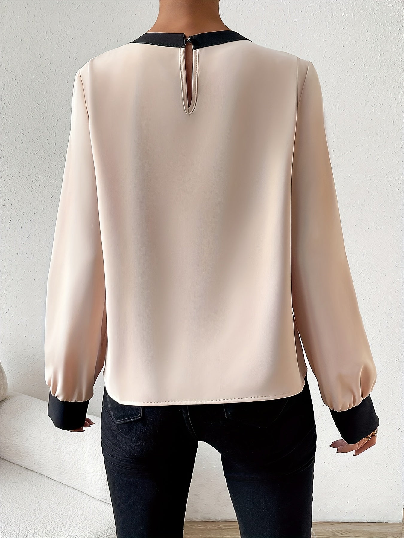 Chic Women's Polyester Blouse with Collar and Black Sleeve Finish