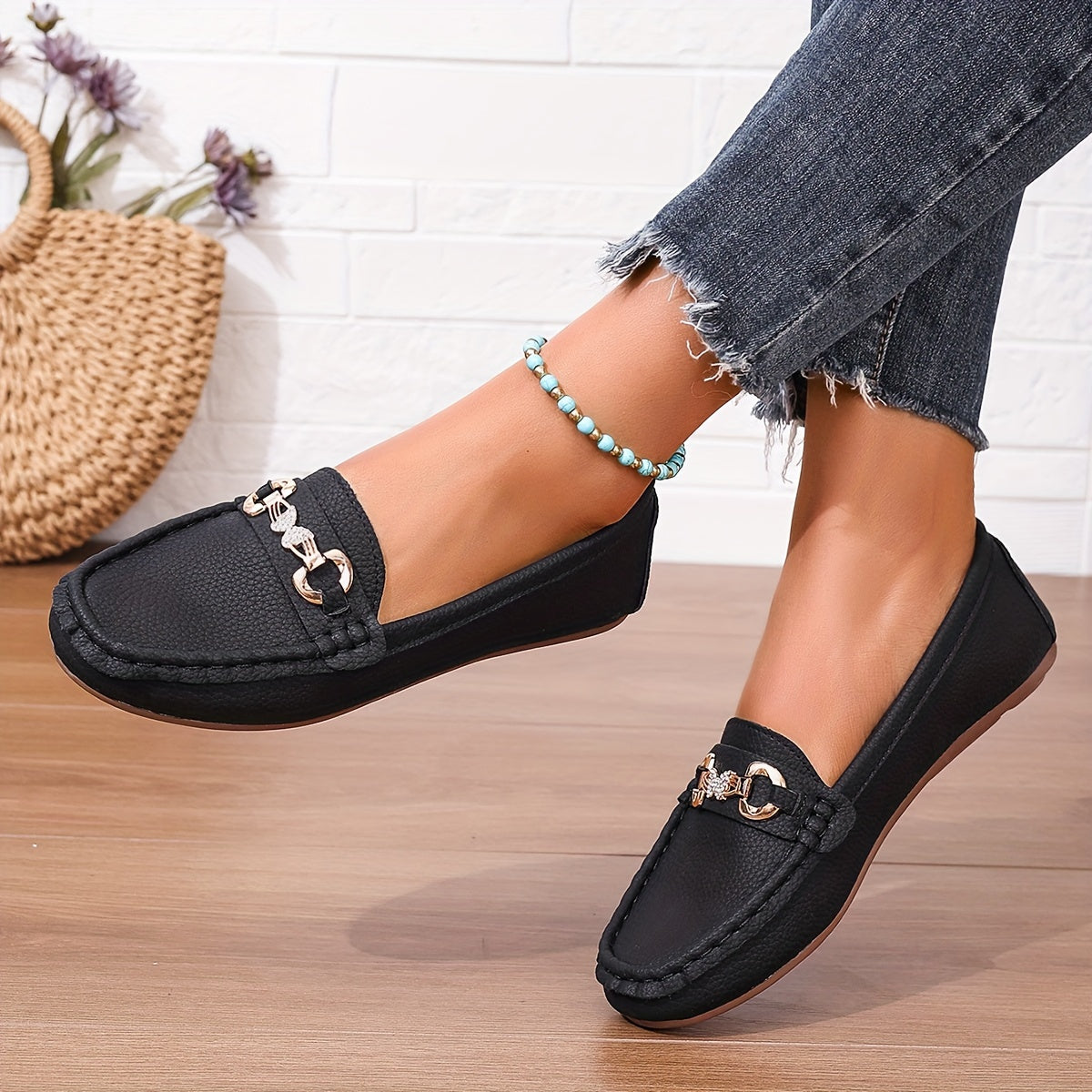 Women's Fashionable Pull-On Shoes with Butterfly Decoration and Diamond Accents