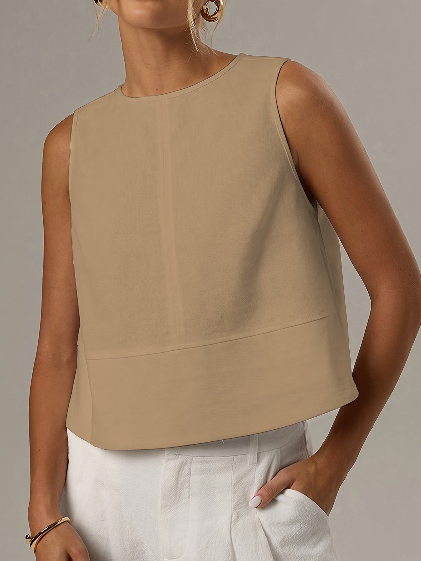 Women'S Sleeveless Crew Neck Blouse