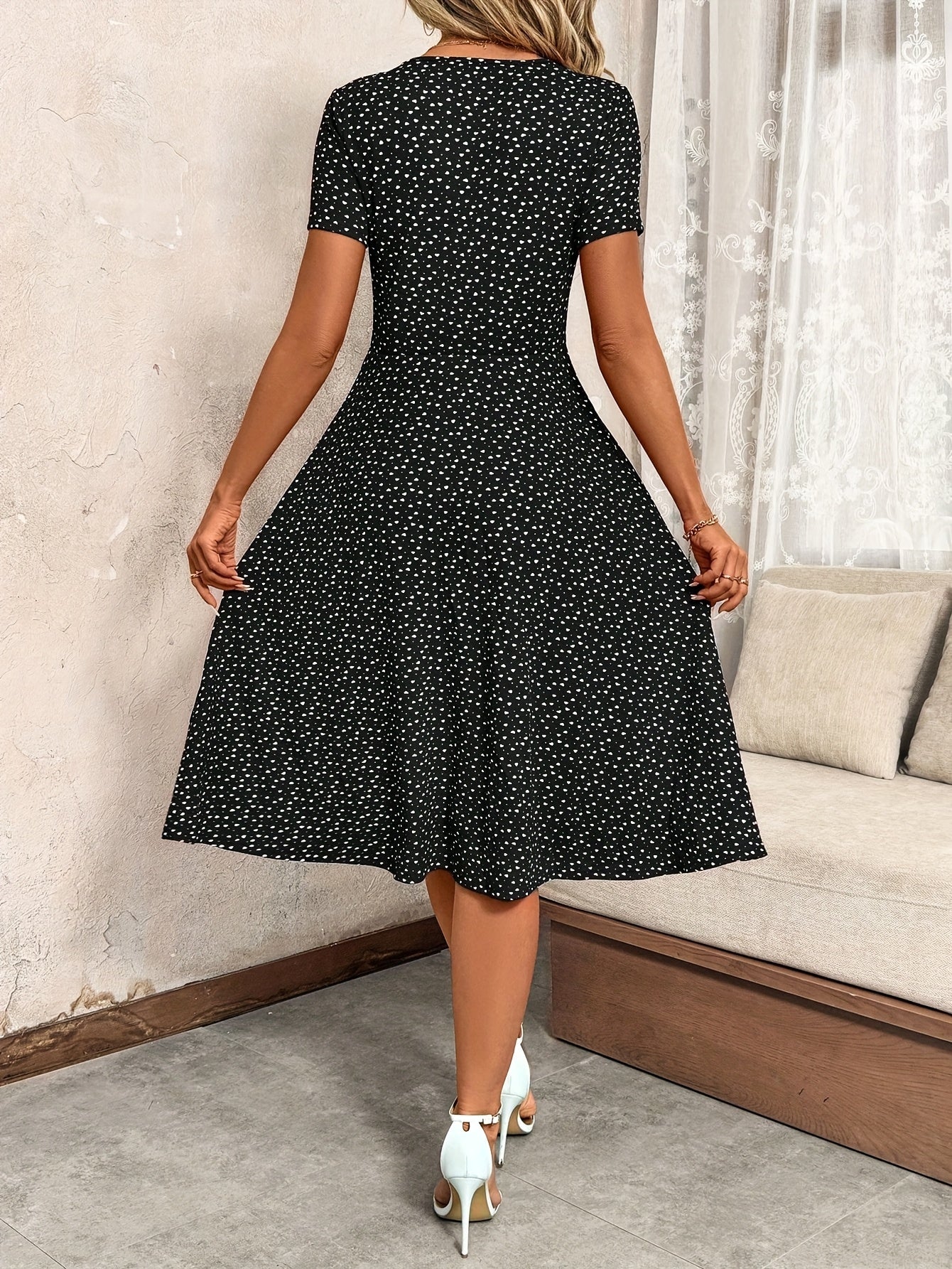 Stylish V-Neck Button-Up Waist-Cinching Dress for Women
