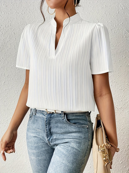 Elegant Women's Blouse with V-Neck and Short Sleeves