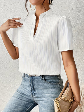Elegant Women's Blouse with V-Neck and Short Sleeves