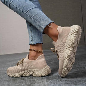 Lightweight Women's Breathable Woven Flying Shoes