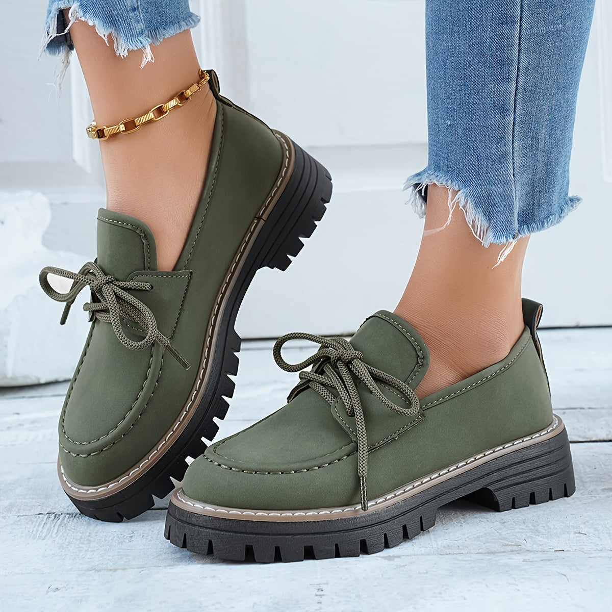 Retro-Style Women's Green Oxford Loafers