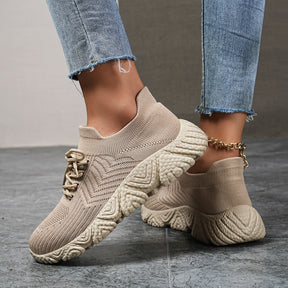 Lightweight Women's Breathable Woven Flying Shoes