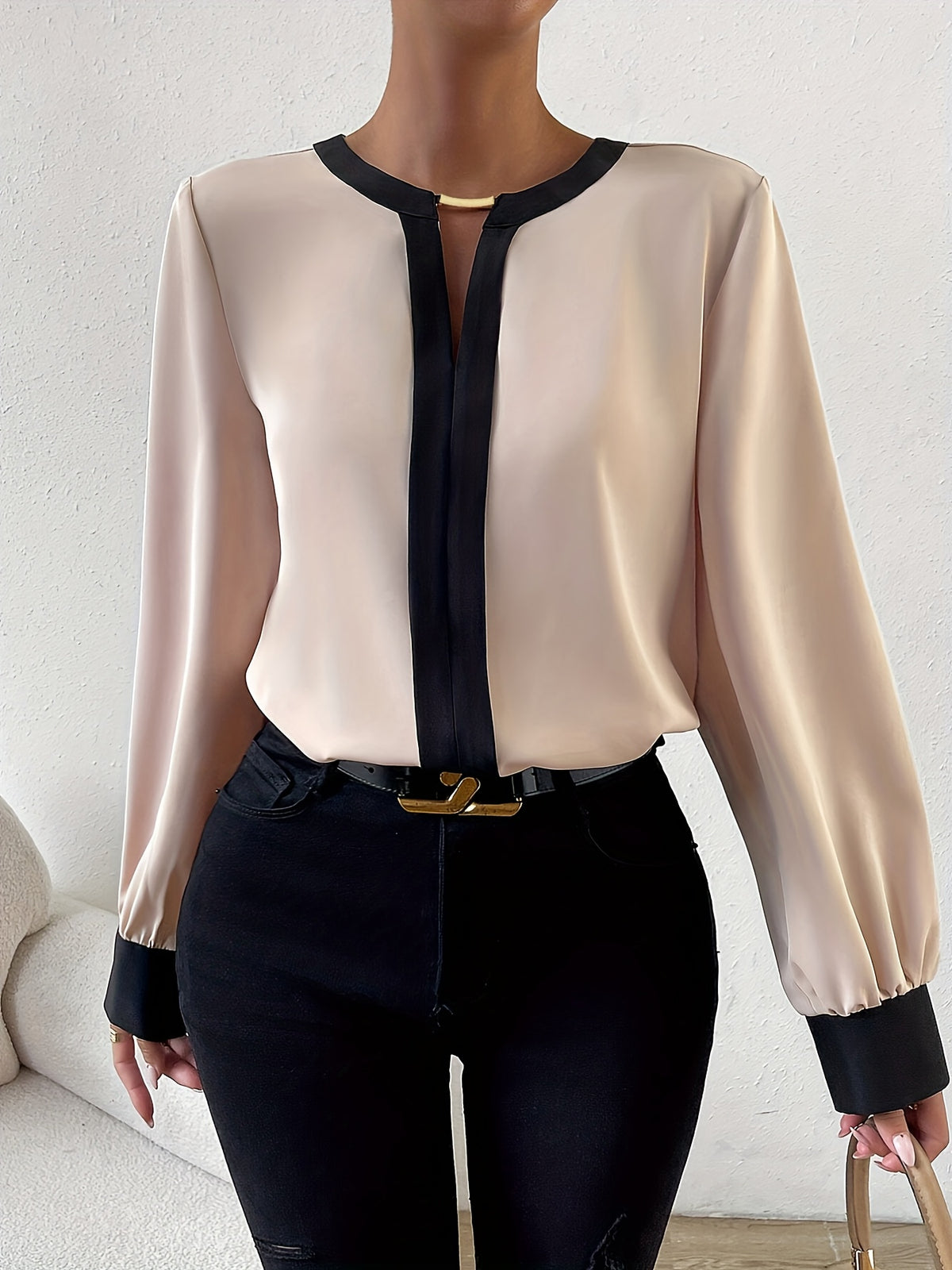 Chic Women's Polyester Blouse with Collar and Black Sleeve Finish