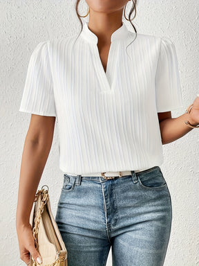 Elegant Women's Blouse with V-Neck and Short Sleeves